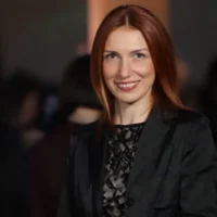 ანა ცხადაძე